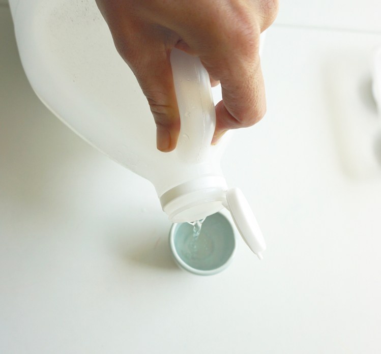 b4eaae68-8d39-4f3a-b022-8e7c5d38e041